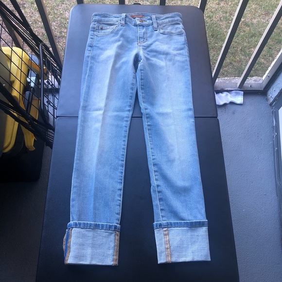 Joes Light wash blue straight leg jeans